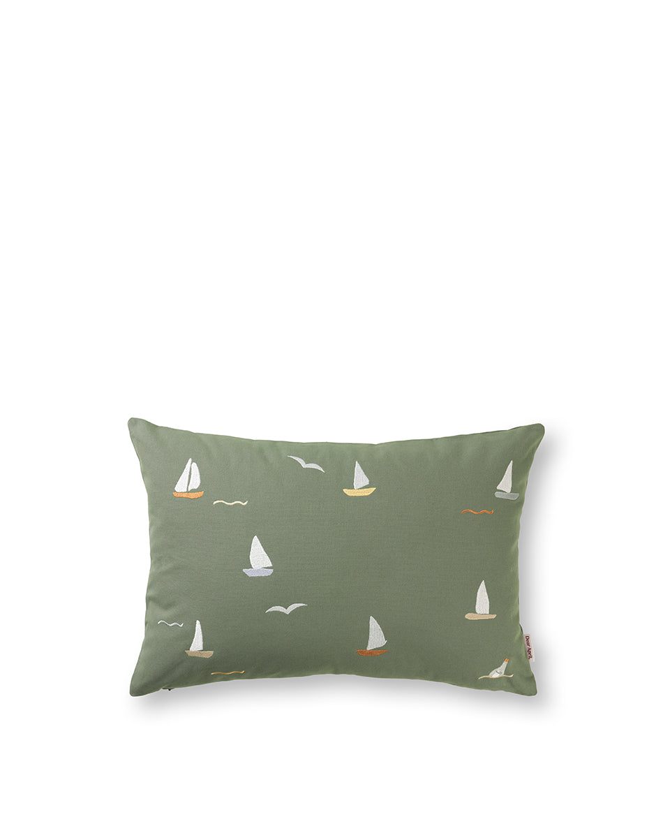 Cinna Cushion, Sailboats
