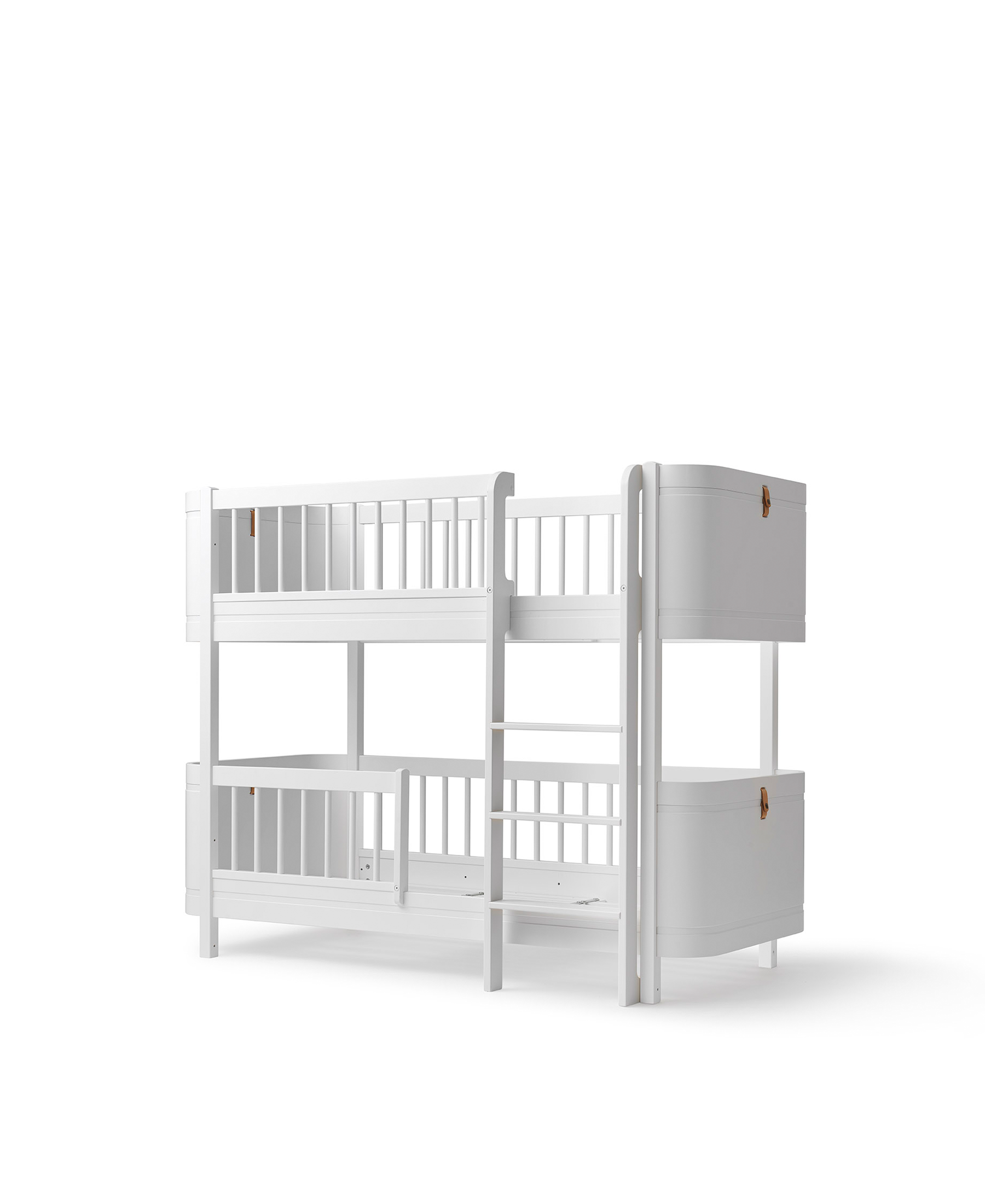 Mini+ cot bed & Mini+ junior bed to low bunk bed, white