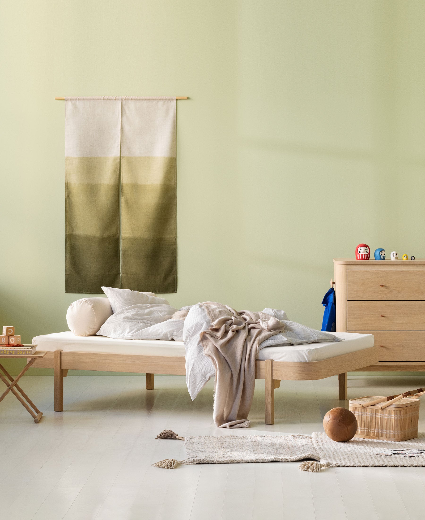 Wood Lounger bed 120, oak