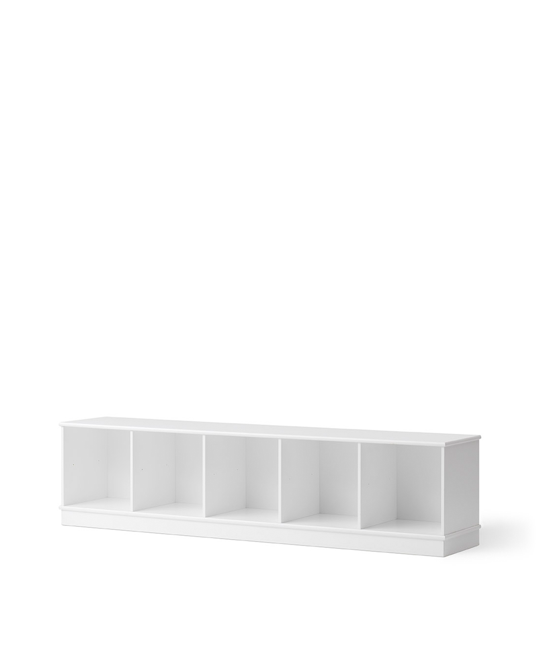 Wood shelving unit 5x1 w. base