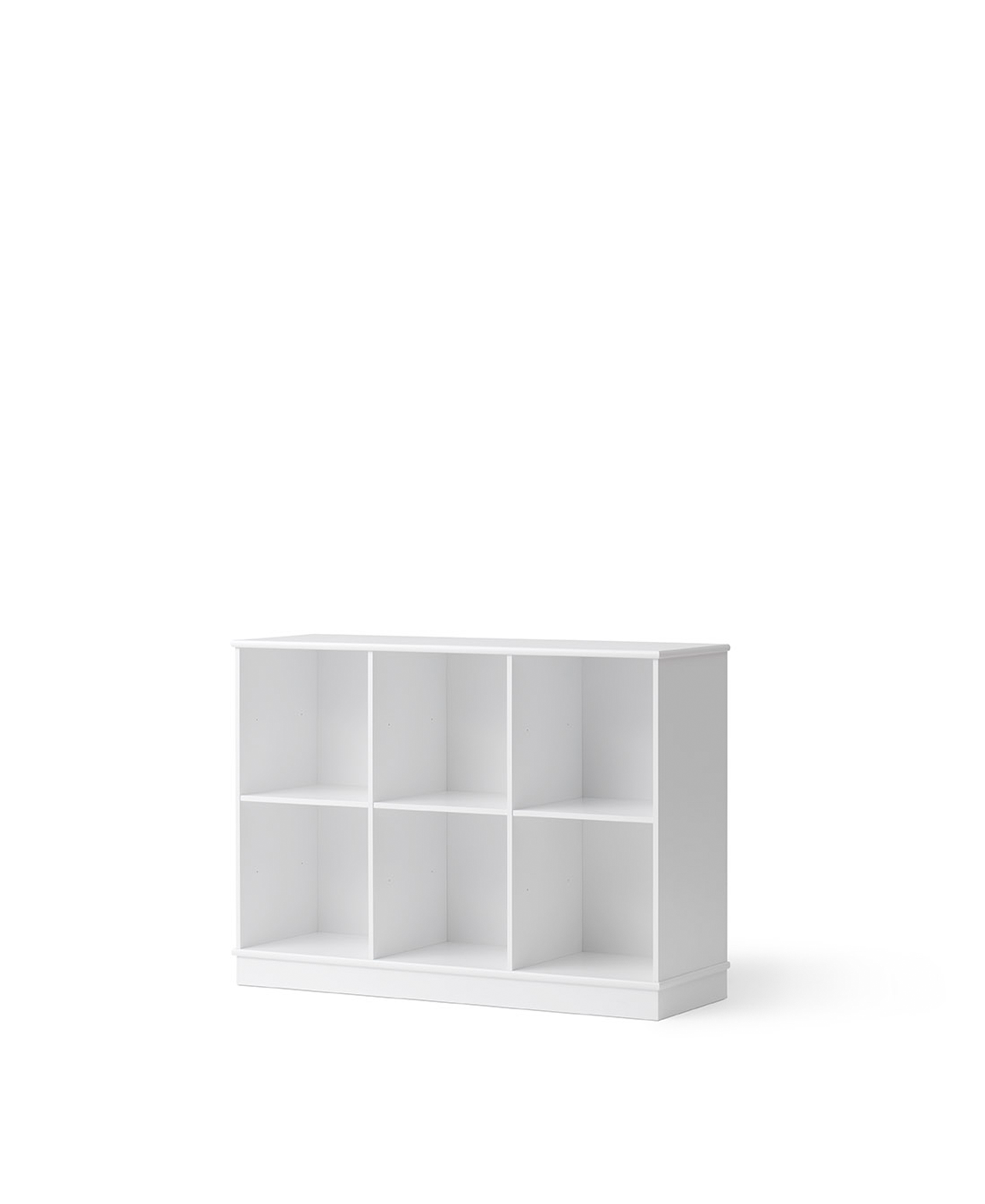 Wood shelving unit 3x2 w. base