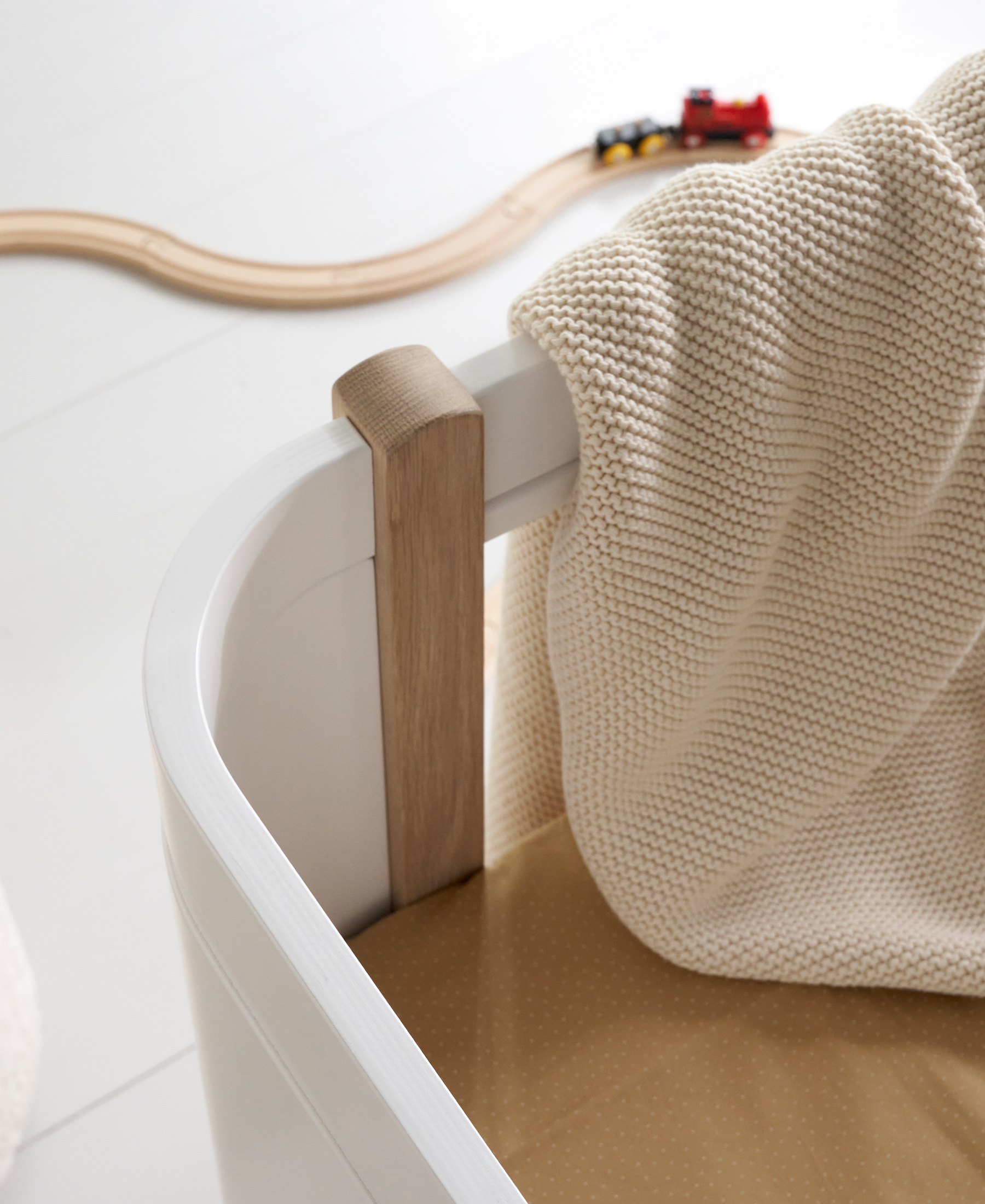 Wood Mini+ cot bed